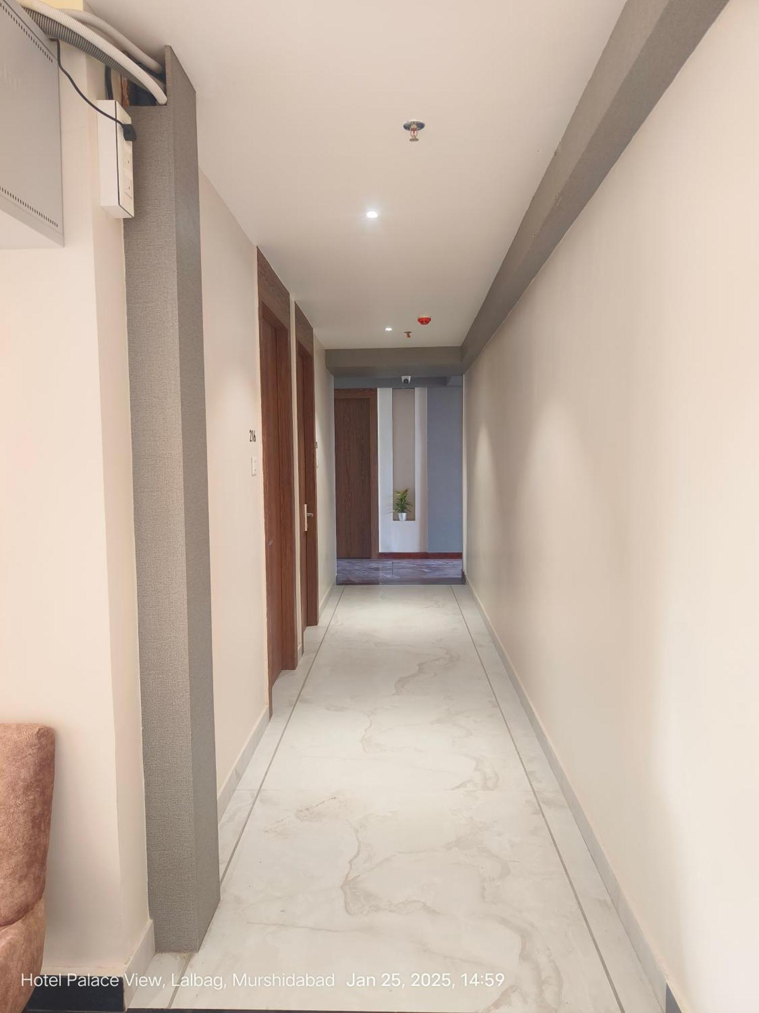Hotel Palace View Murshidabad Kültér fotó